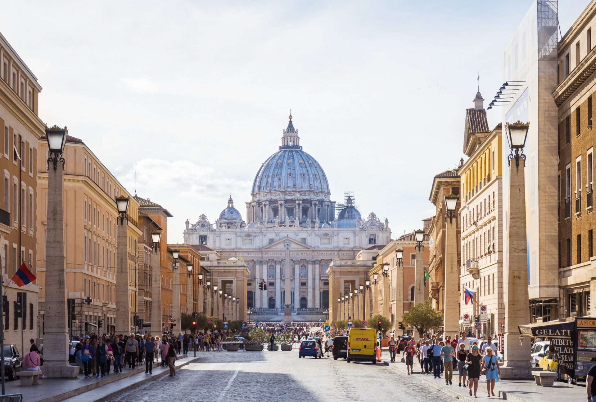 photo of Rome with cathedral of saint peter in the background