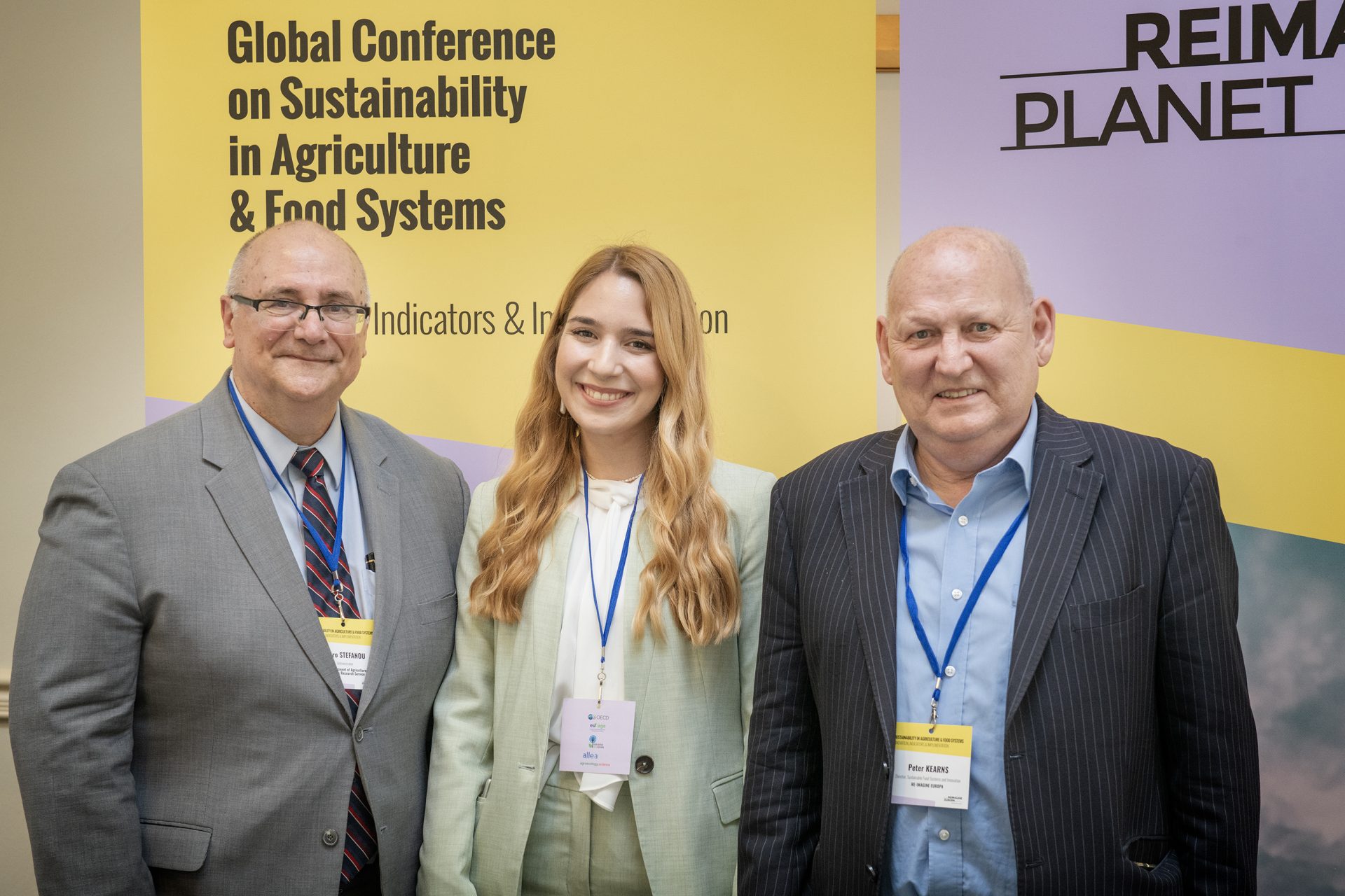 Dr Spiro Stefanou, Lidia Dimitrakopoulou and Peter Kearns posing for a photo
