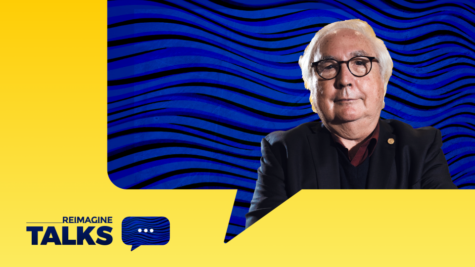 Photo of Manuel Castells with the logo and the graphics of the podcast